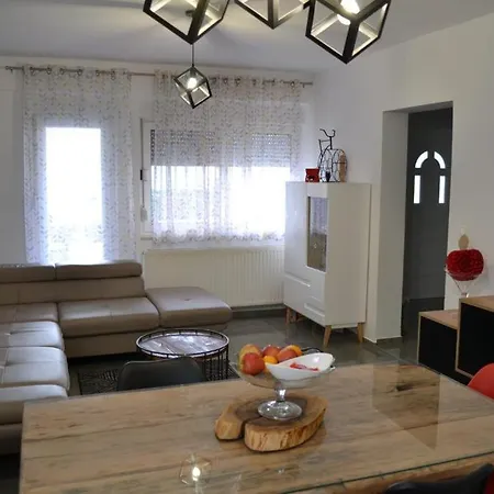 Daniel Apartman